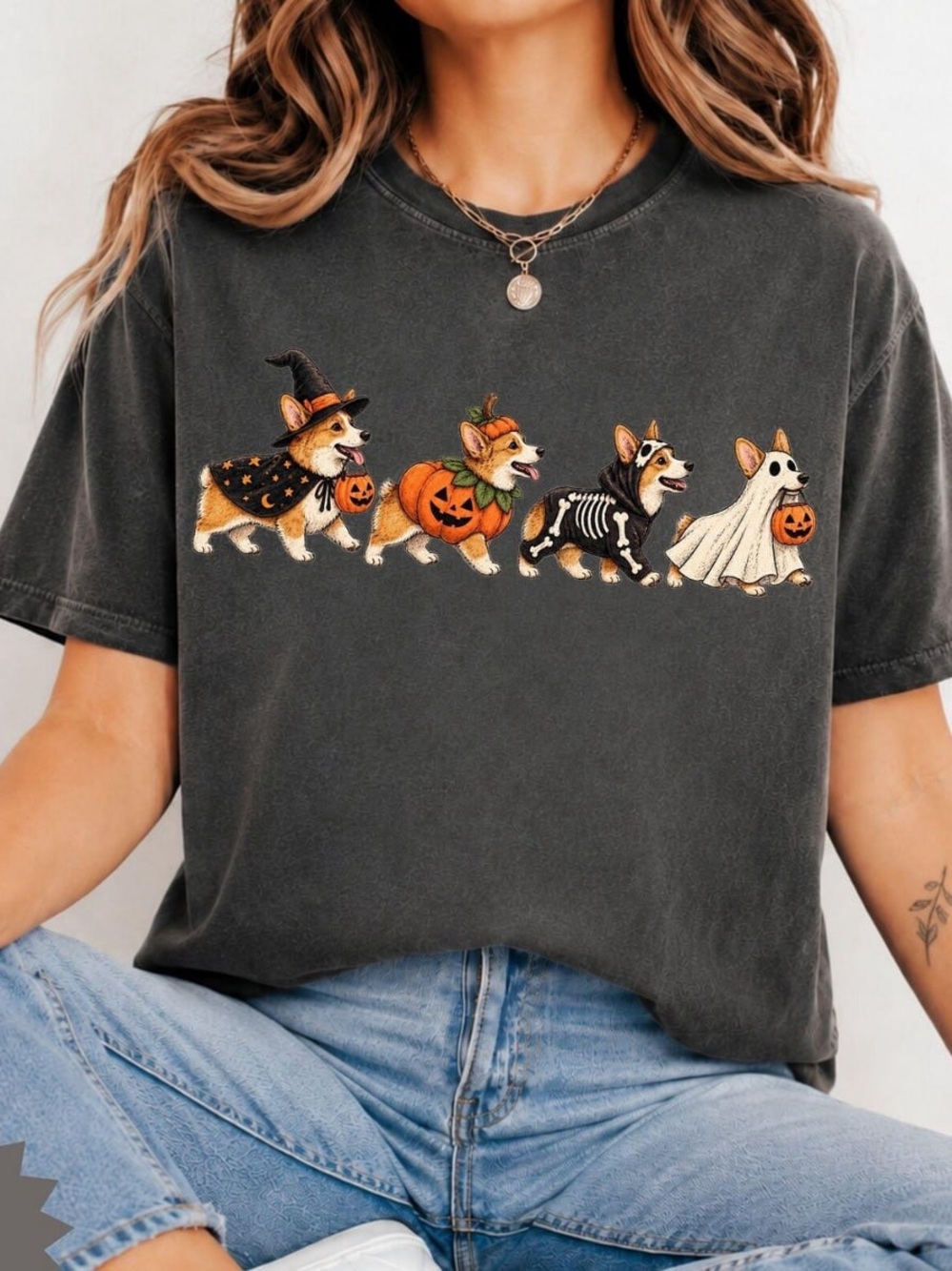 Comfort Colors Halloween Corgi Graphic Tee - Pepper